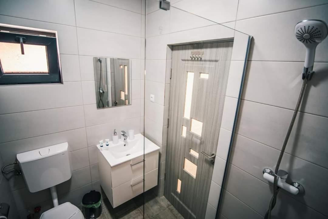 Hotel Casutele Amaliei Corbu  Exteriér fotografie